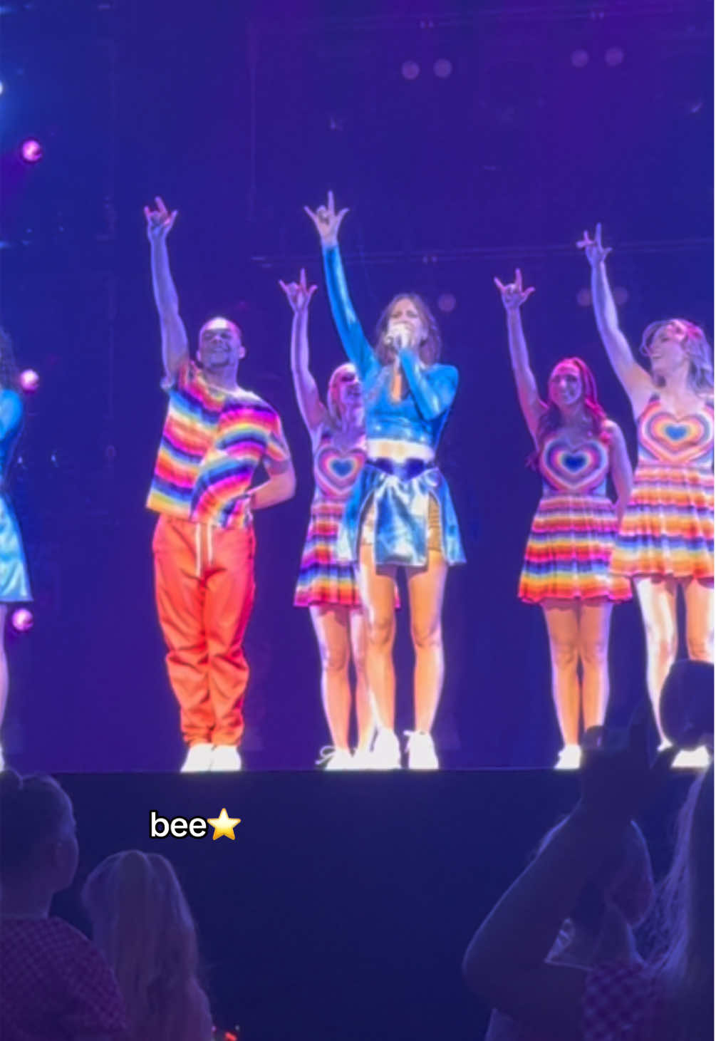 @bee⭐️