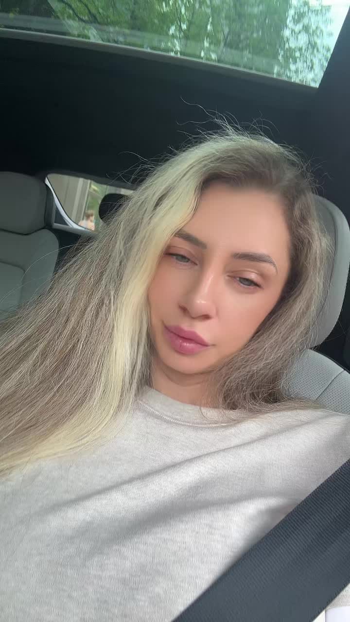 @Andreea Deea