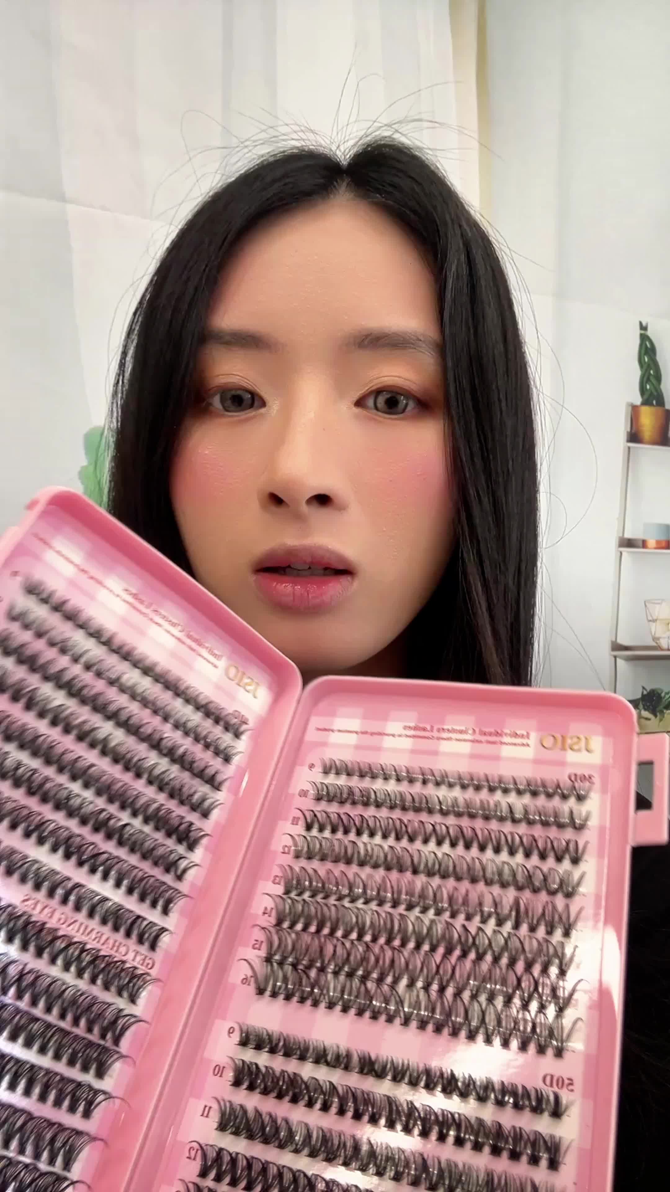 @EasyLashMate