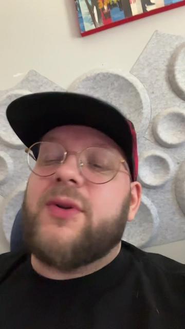 @Eetee