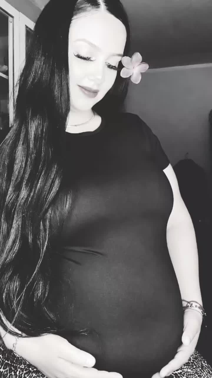 @V&iacute;rg&iacute;nia Tifani