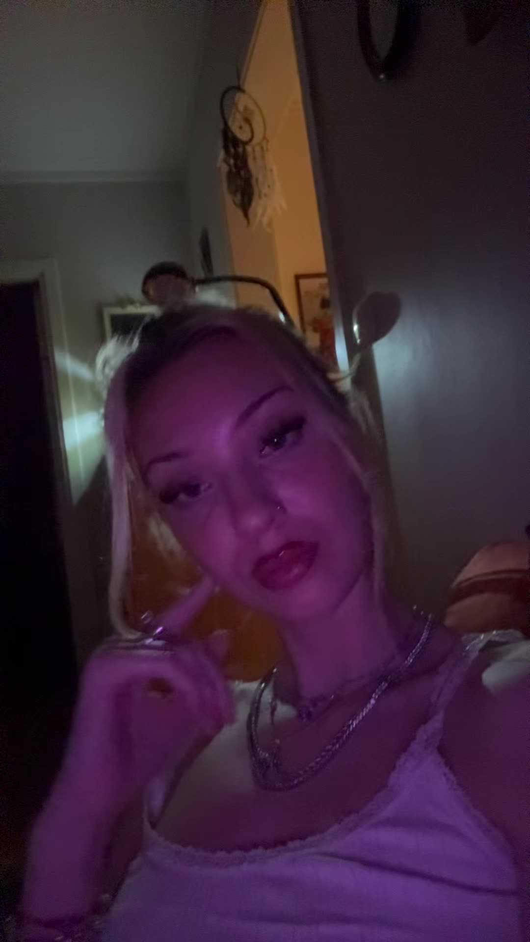@👽