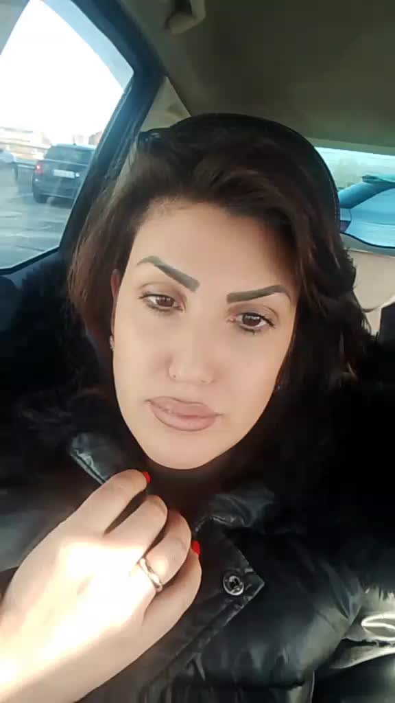 @Sabrina Crispo