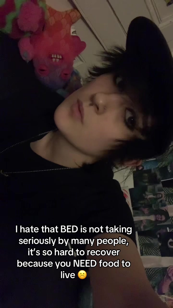 @leevi