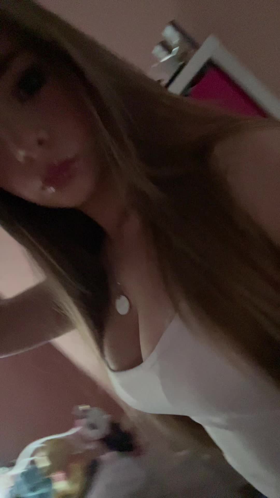 @Chloe 🖤