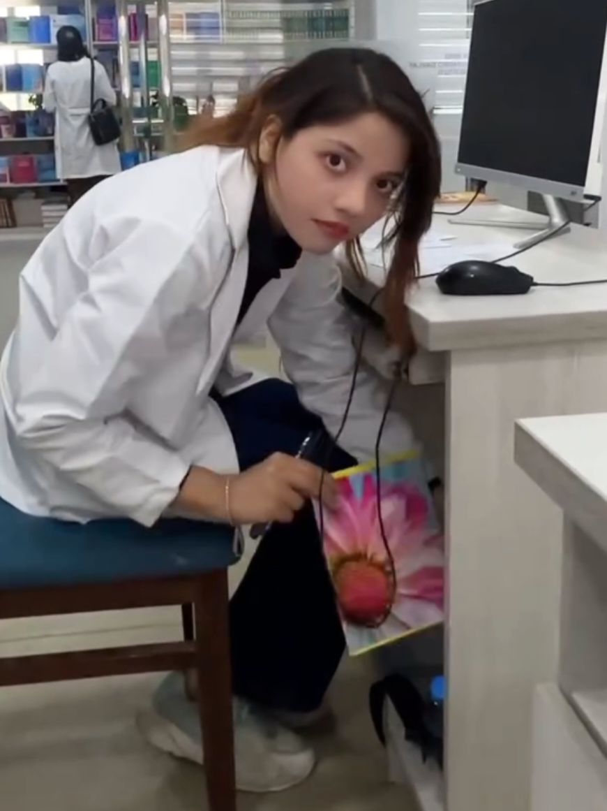 @☀⃝𝘿𝙍⟺𝘼𝙉𝙉𝙐☀⃝🇹🇷🔬📚