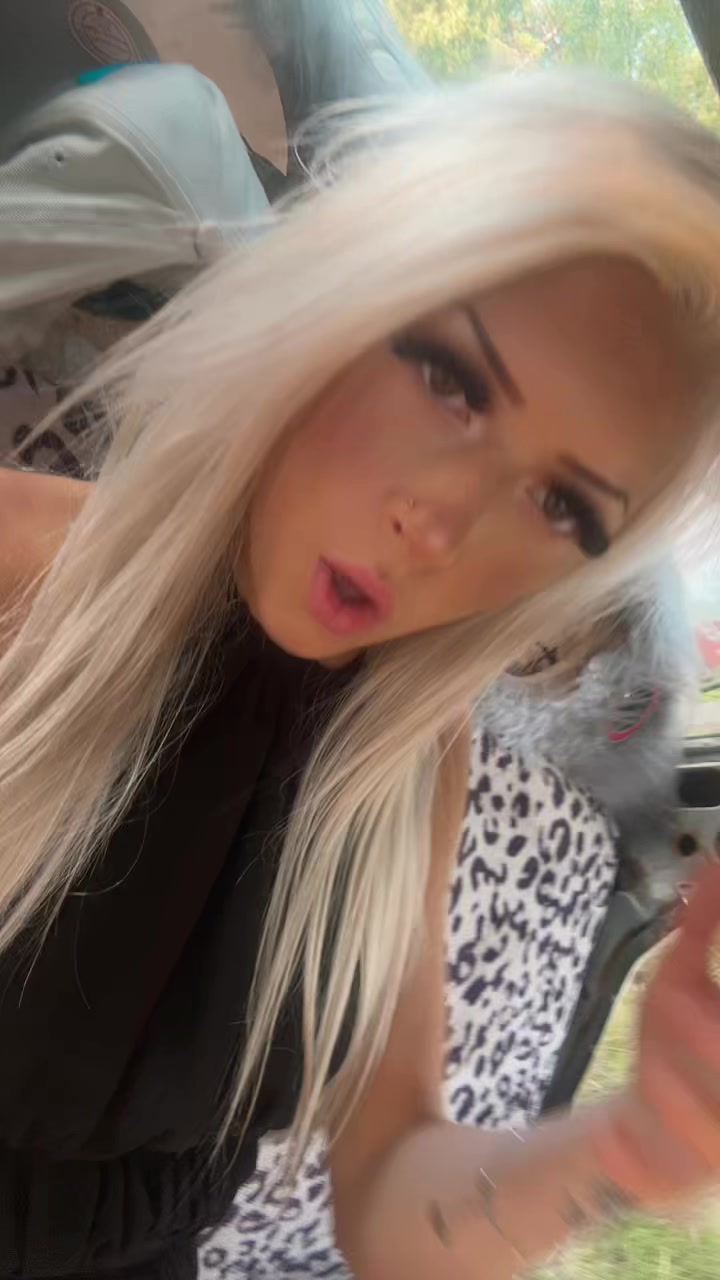 @𝓑𝓵𝓸𝓷𝓭𝓲𝓼𝓔𝓵𝓲𝓷𝓪🎀🐆