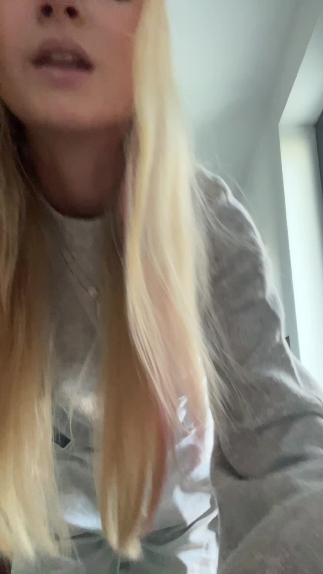 @𝒩𝑒𝓁𝓁🦢