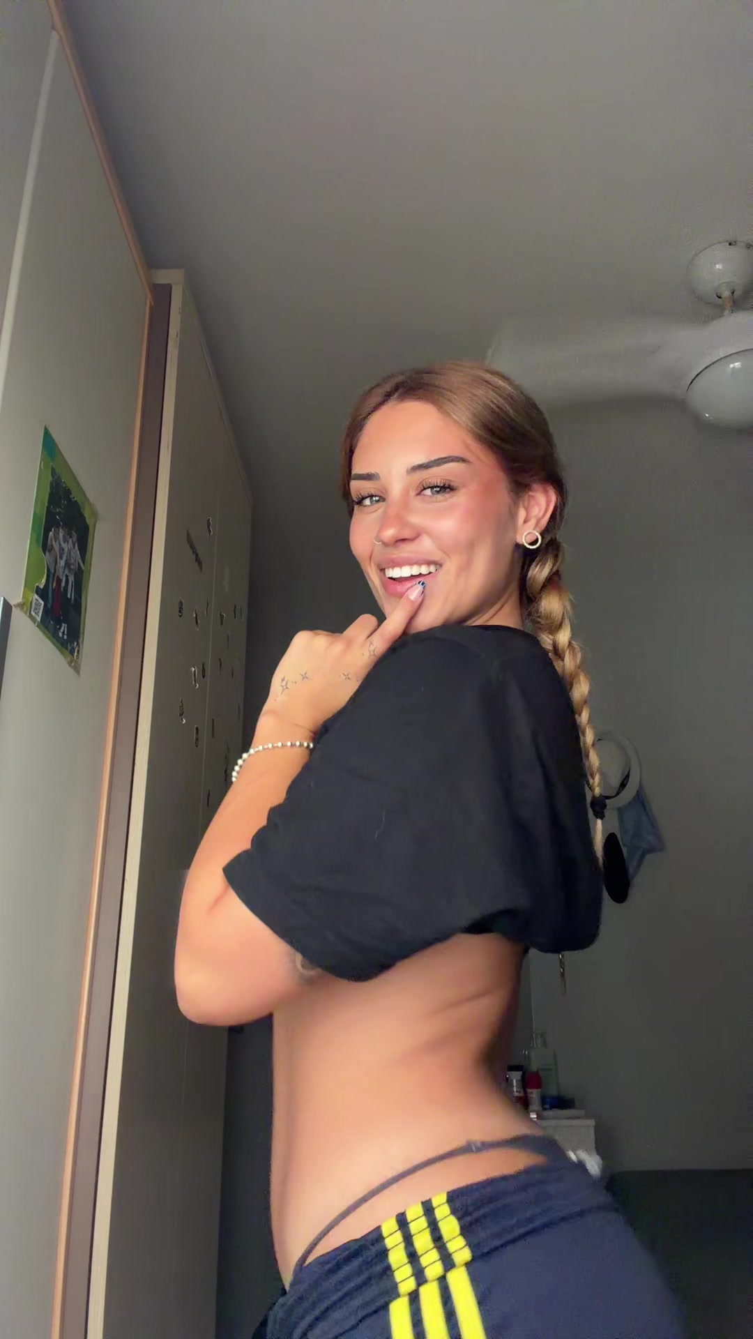 @iriss🦂