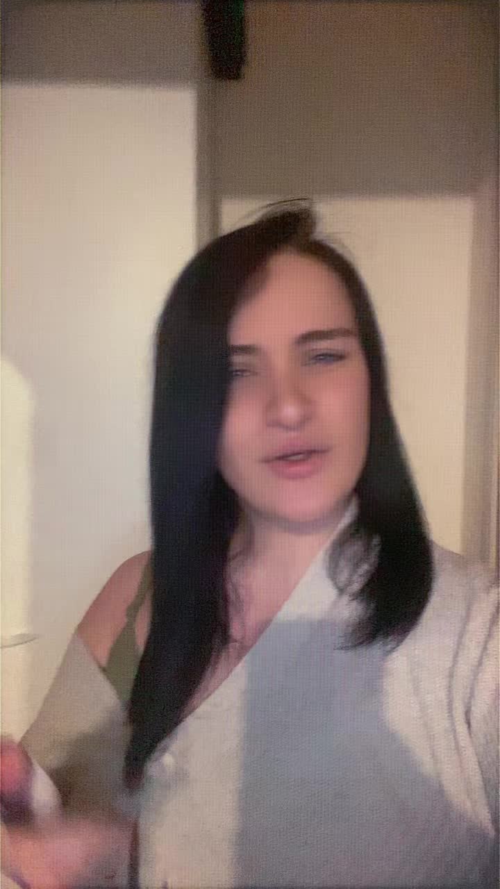 @Alli 🖤