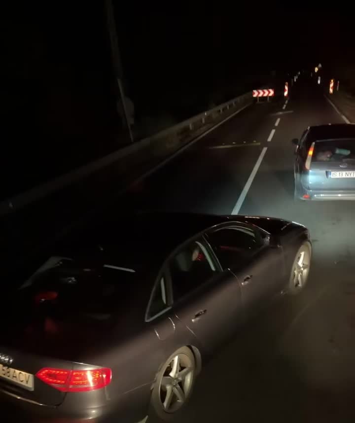 @Andorrr