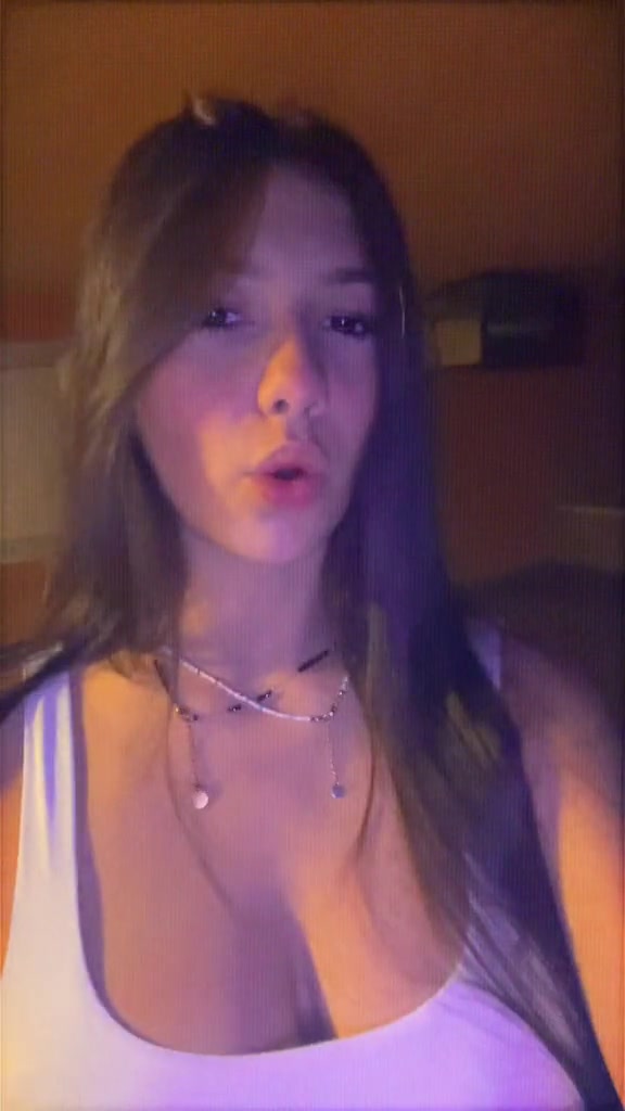 @isaaa🌟