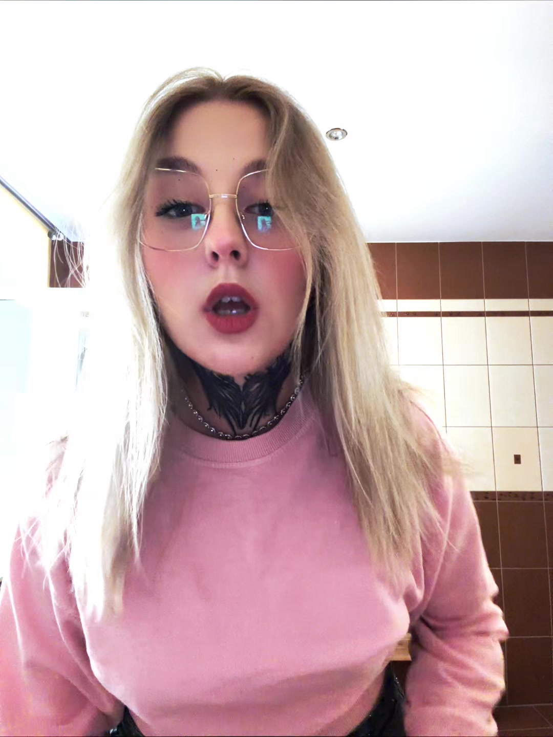 @WITCH🔮🕷