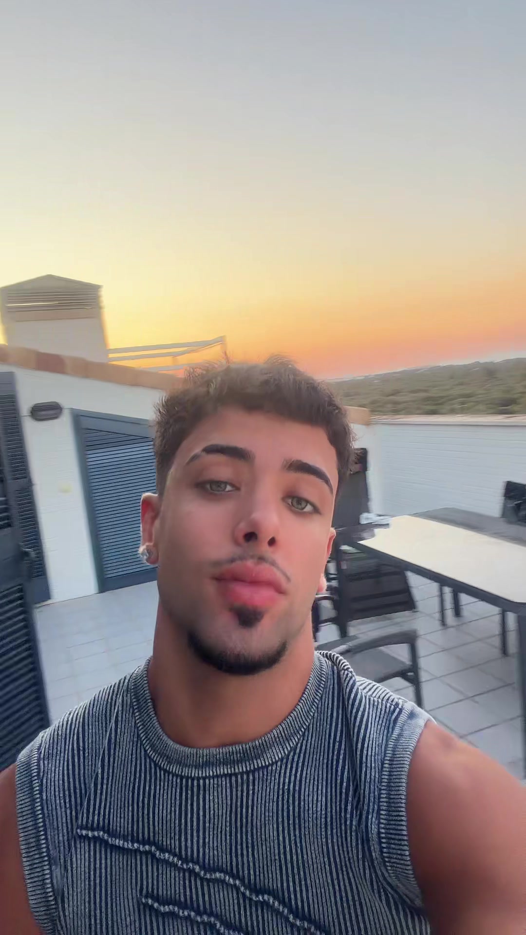 @Alex Méndez