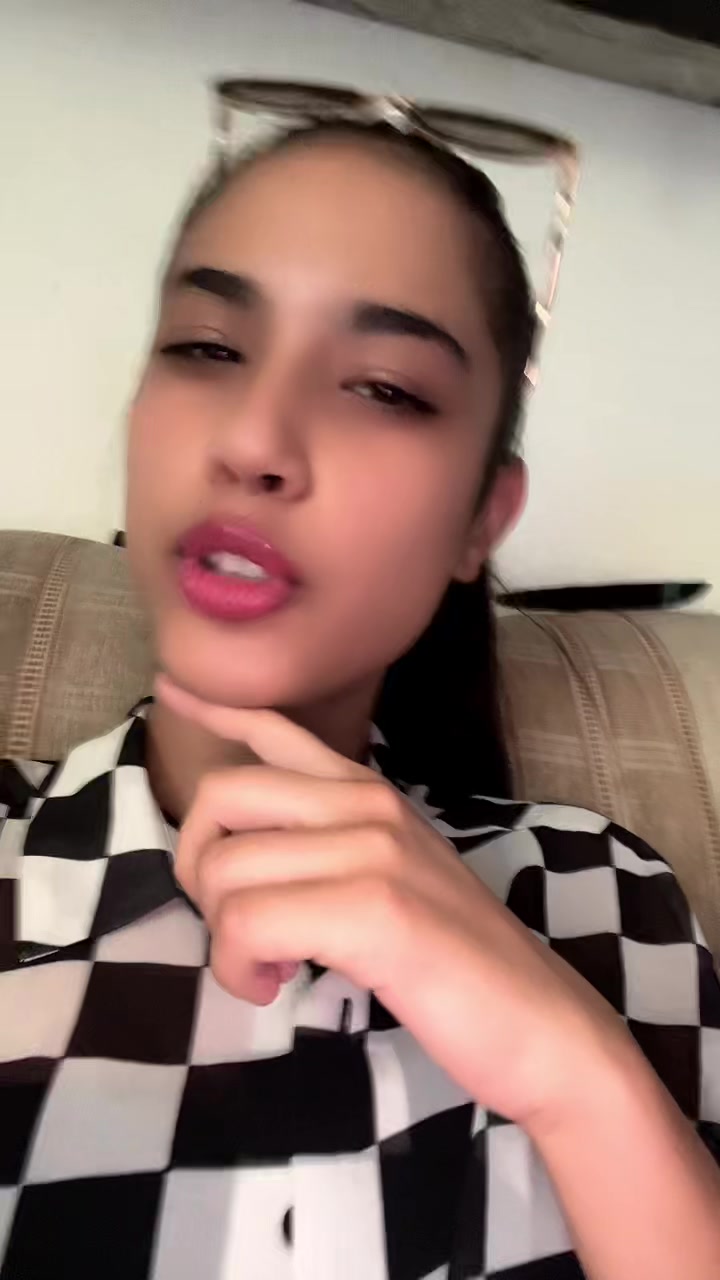 @NYKOLETTA15.