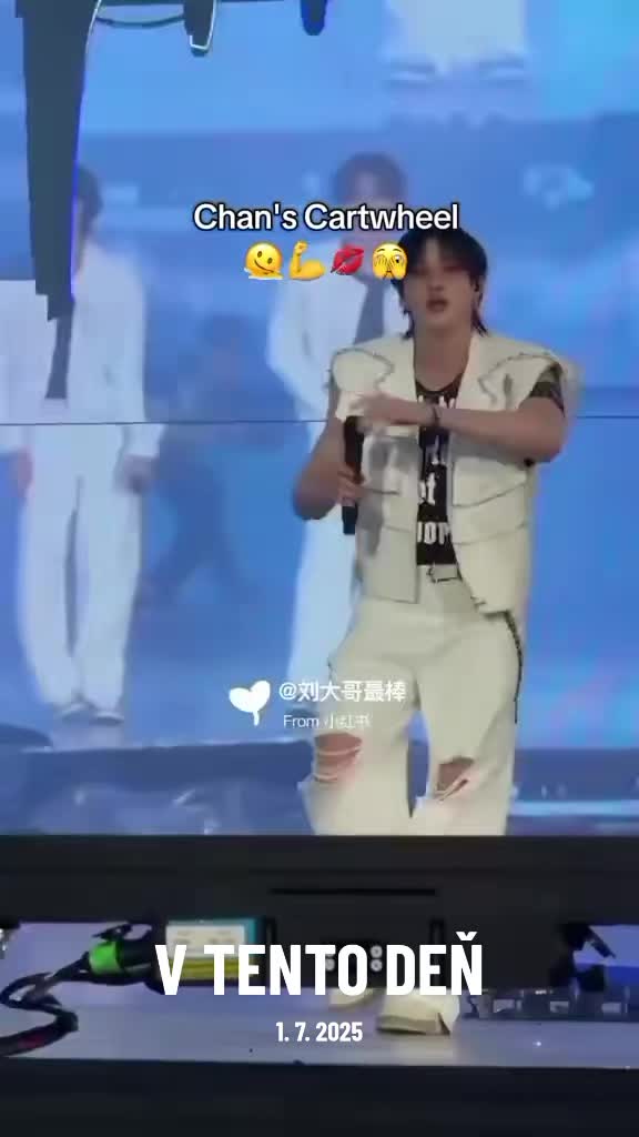 @hyunlix_forever_stay