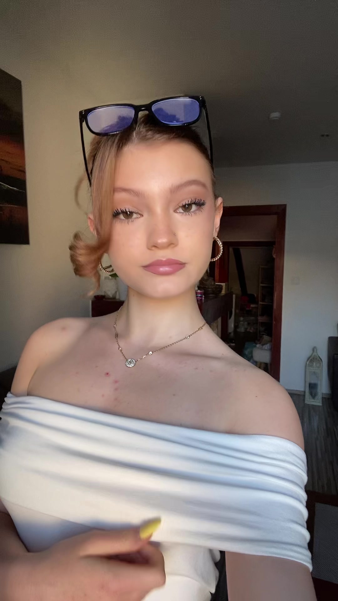 @adelka