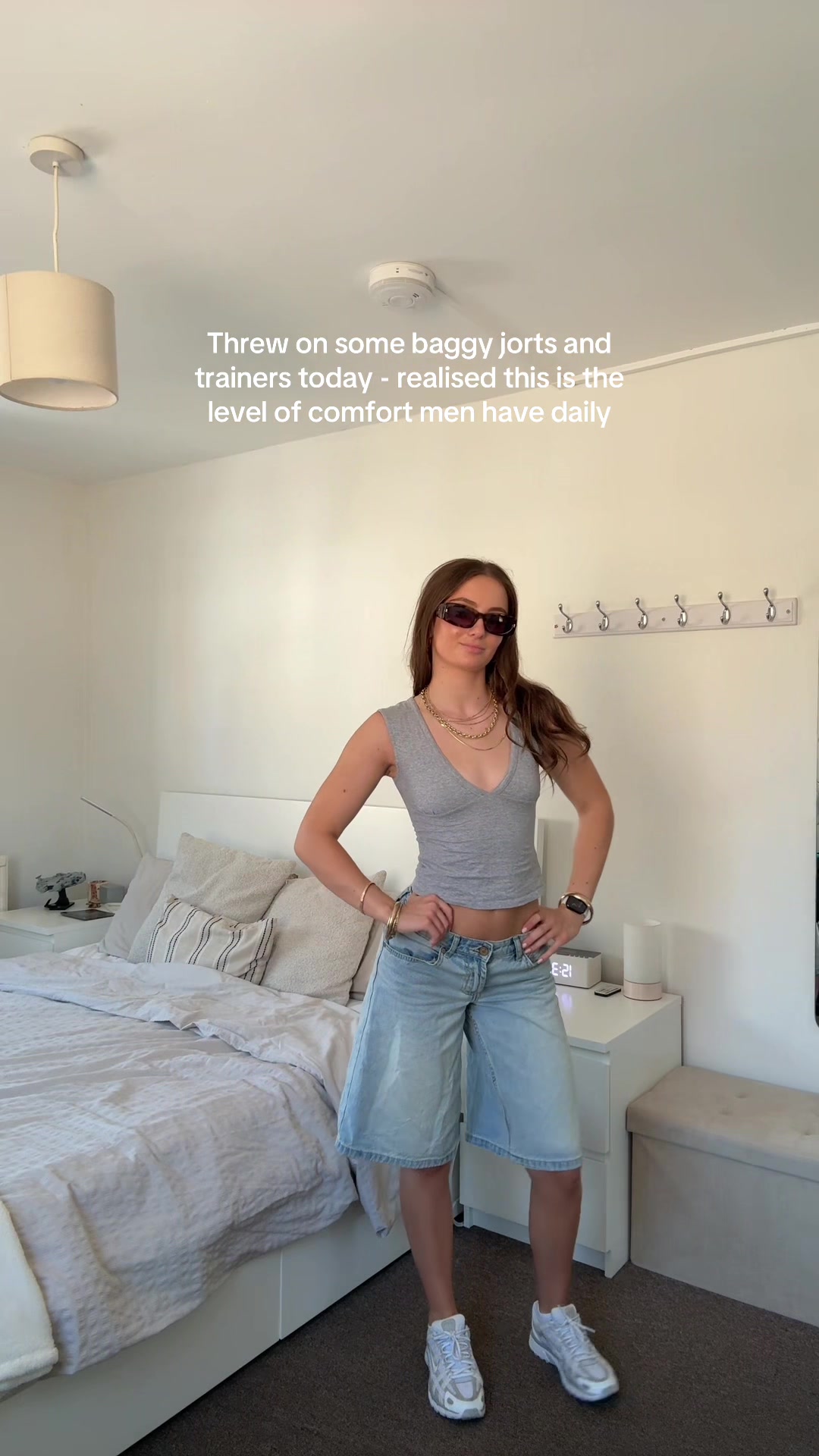 @Ella