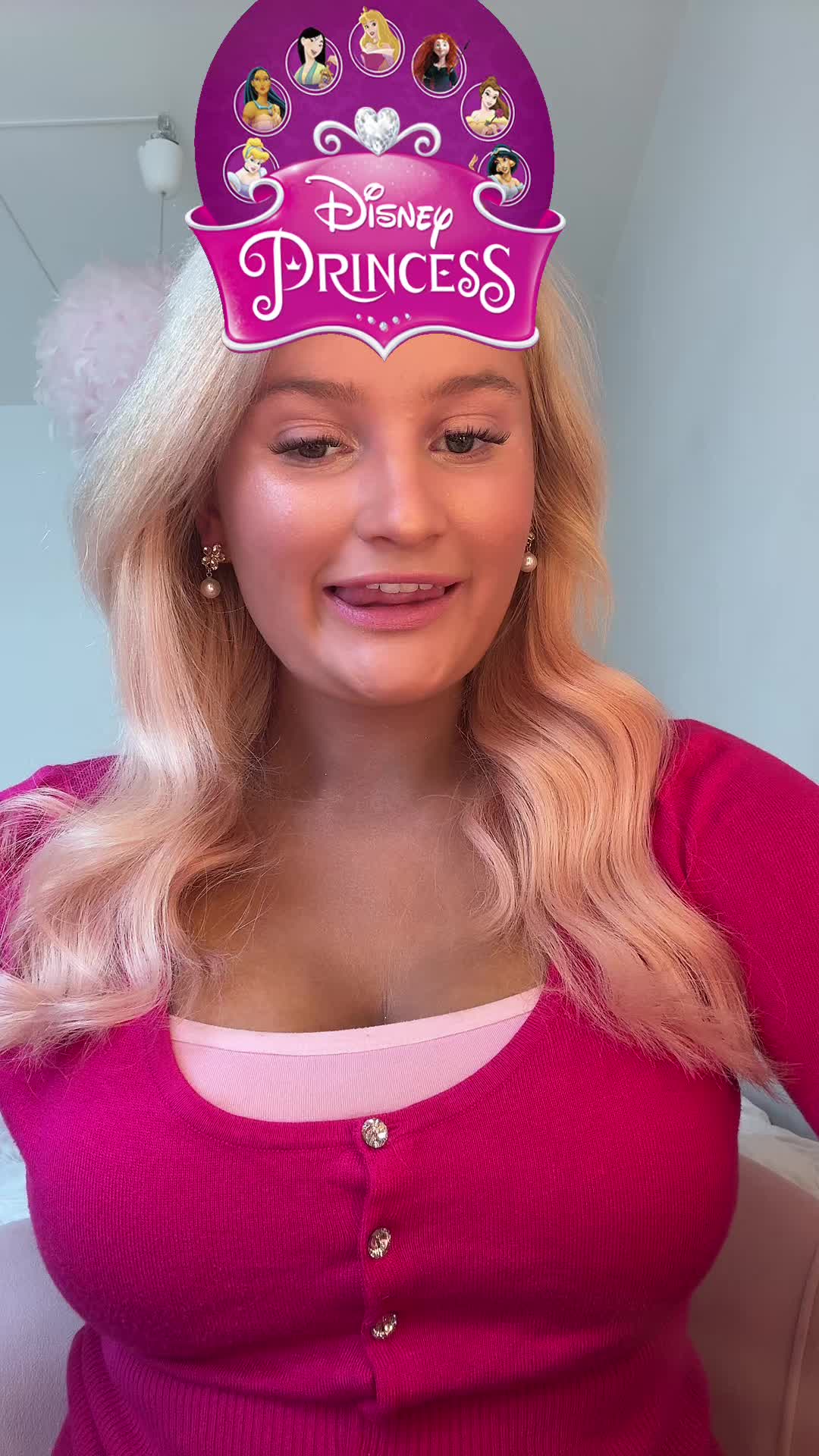 @celinespinkworld