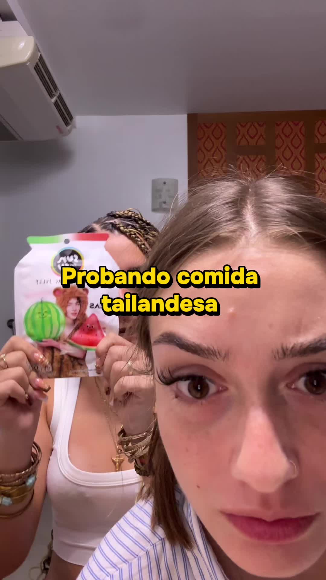 @<3