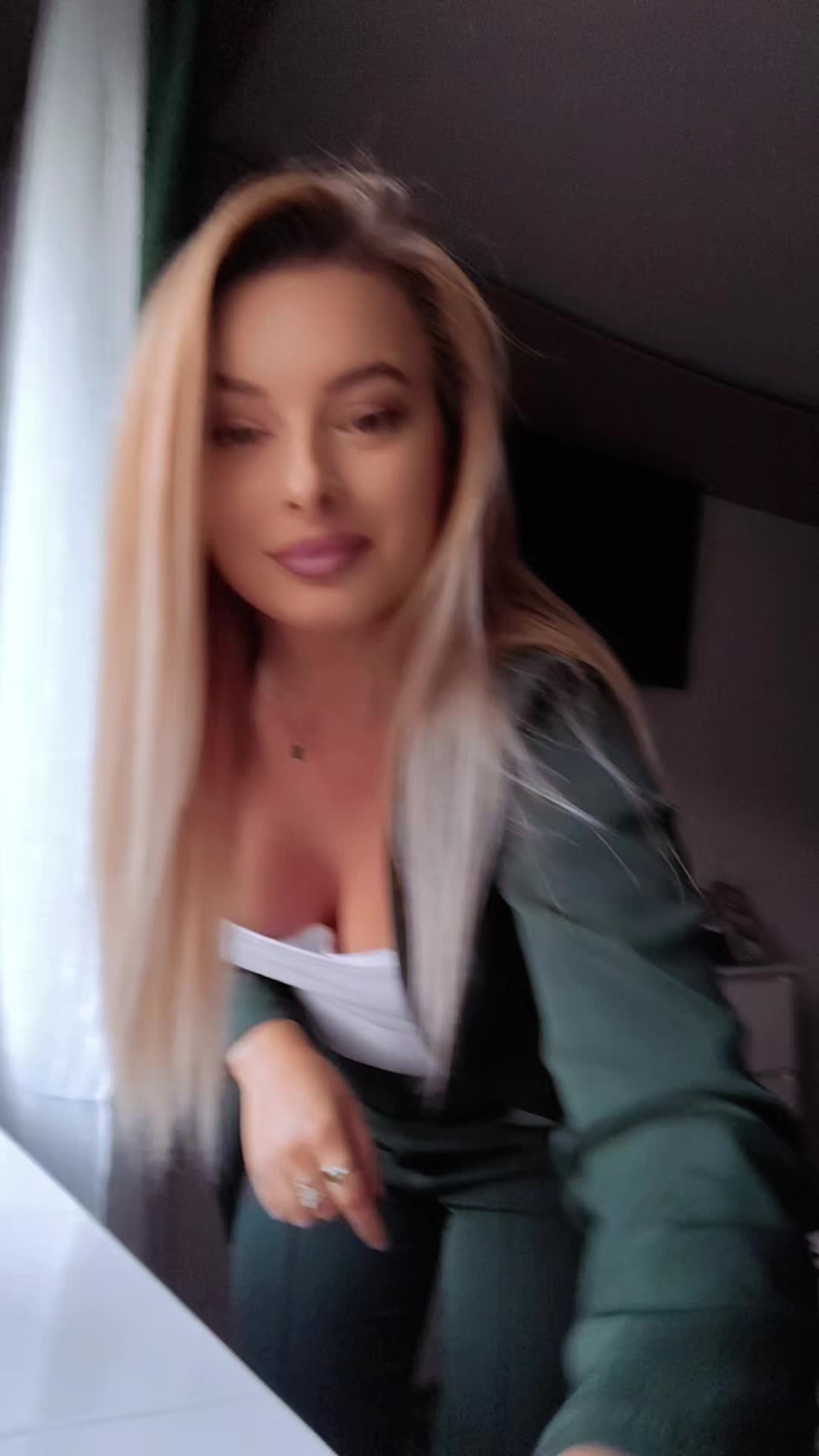 @Lara Krestel