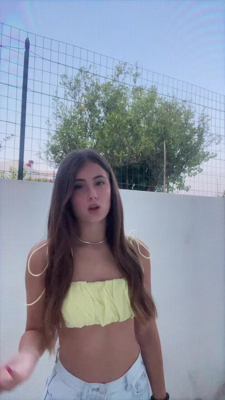 @L U C I A