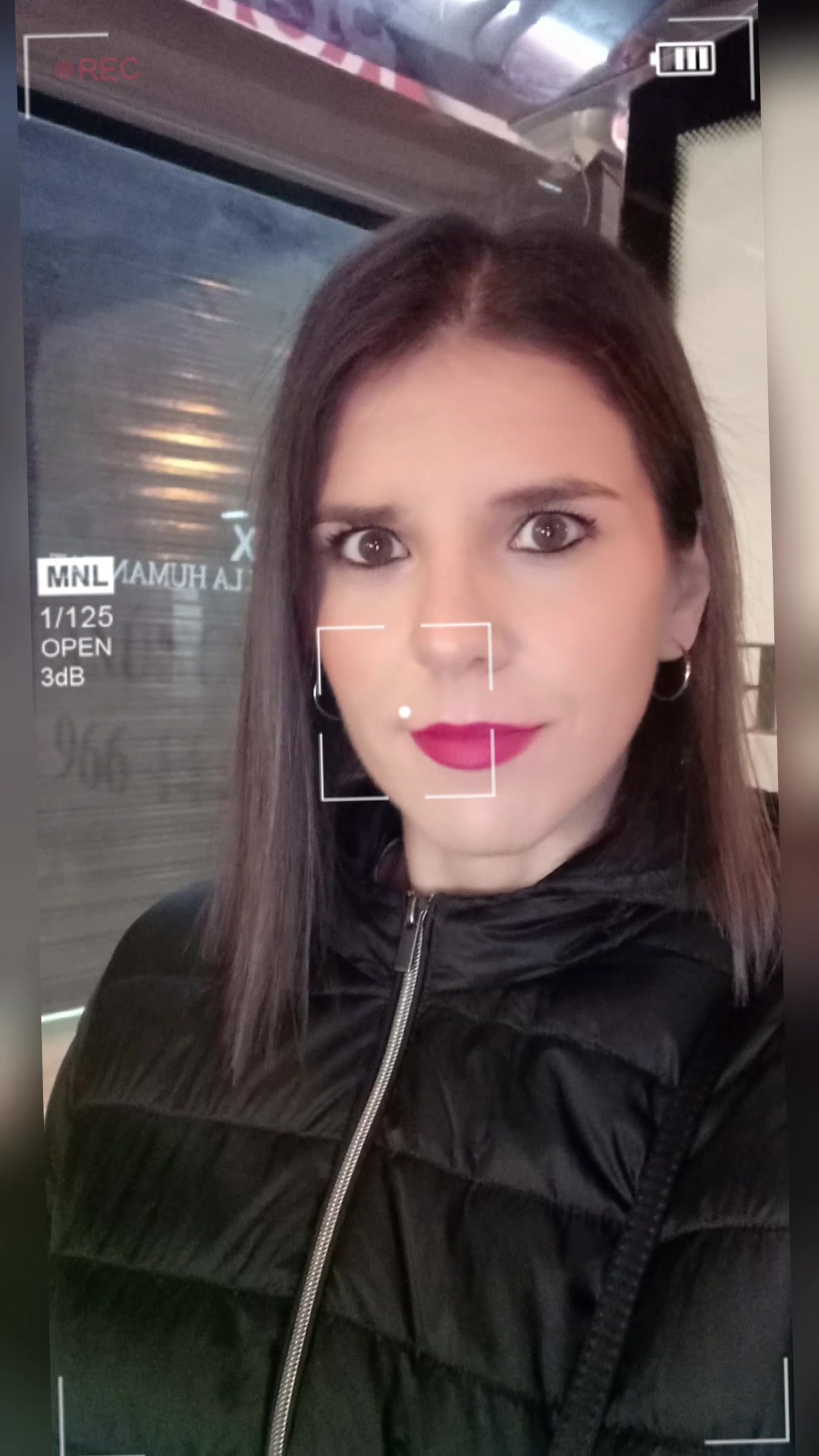 @María