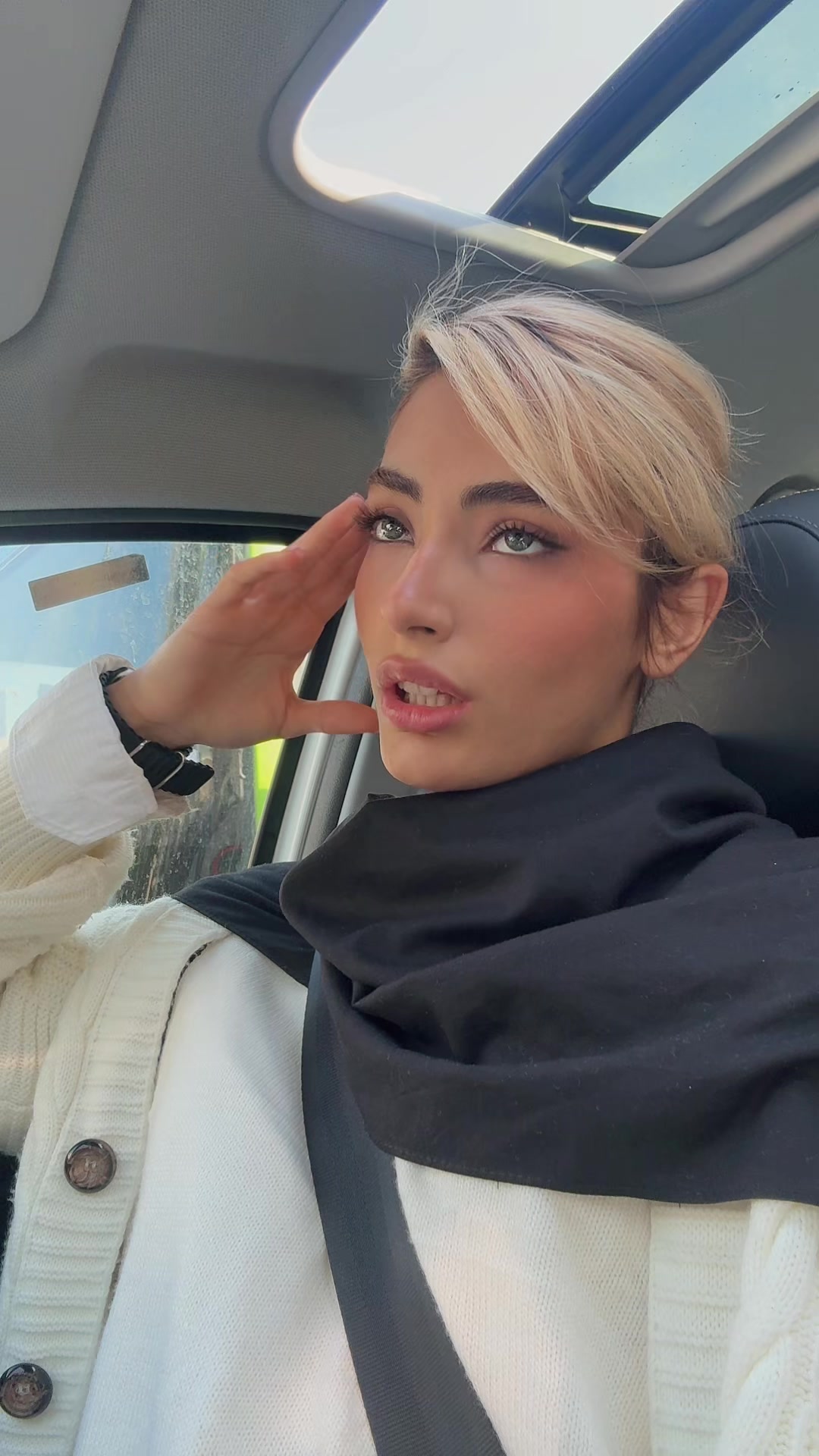 @atenaahmadi