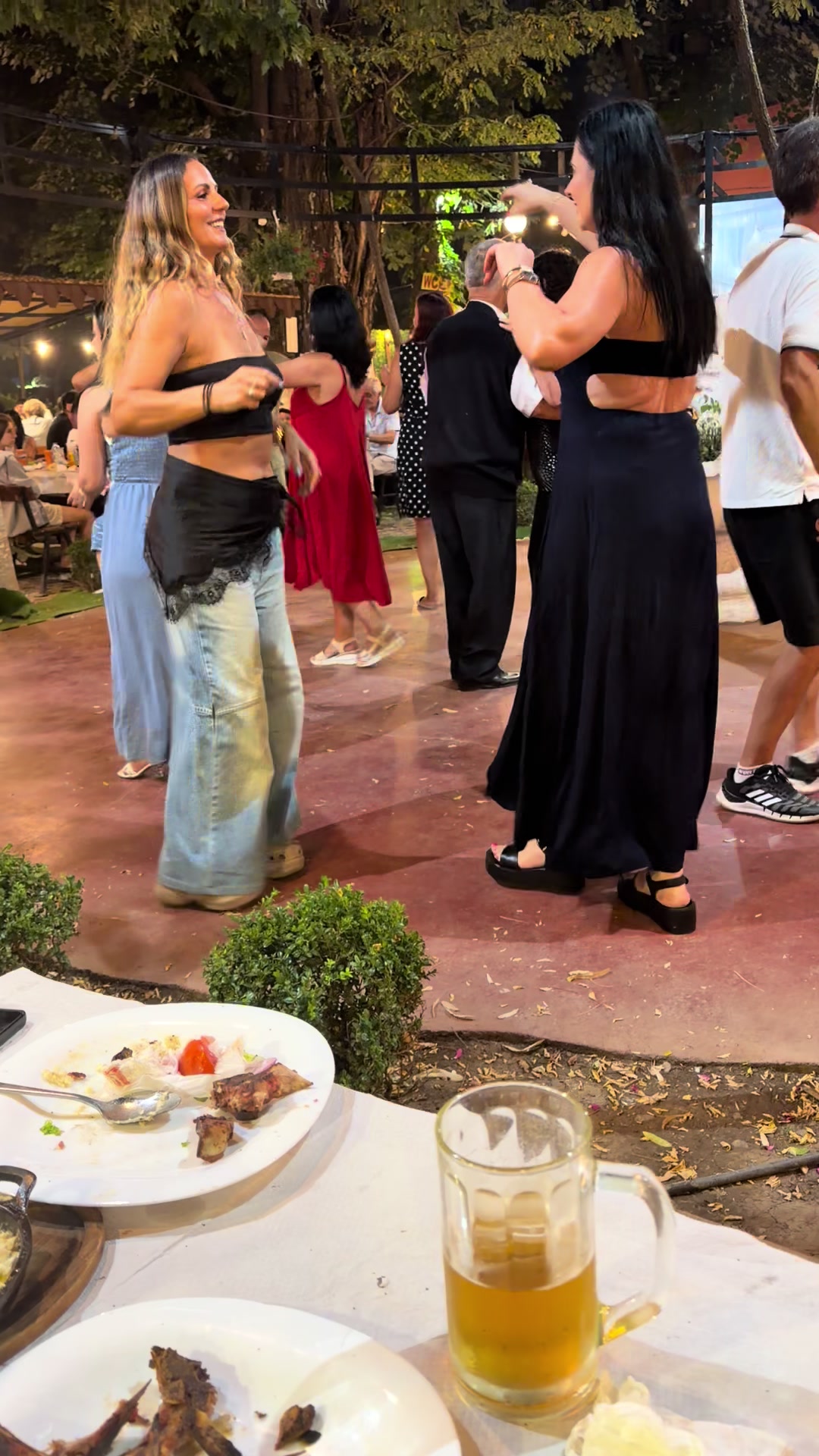 @Elisavet @@🇦🇱🇬🇷