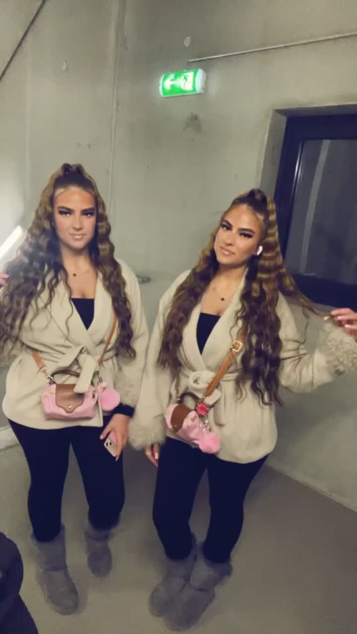 @Twinsss👯&zwj;♀️