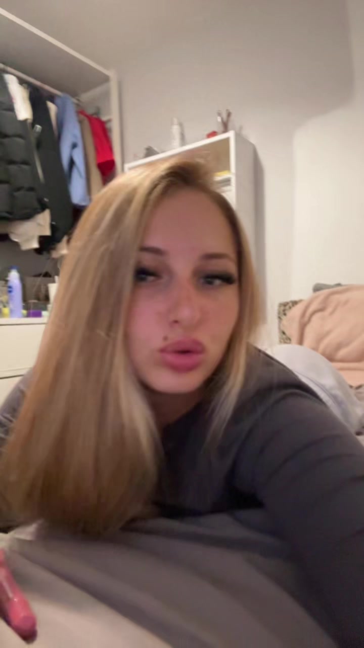 @skyeblossomx