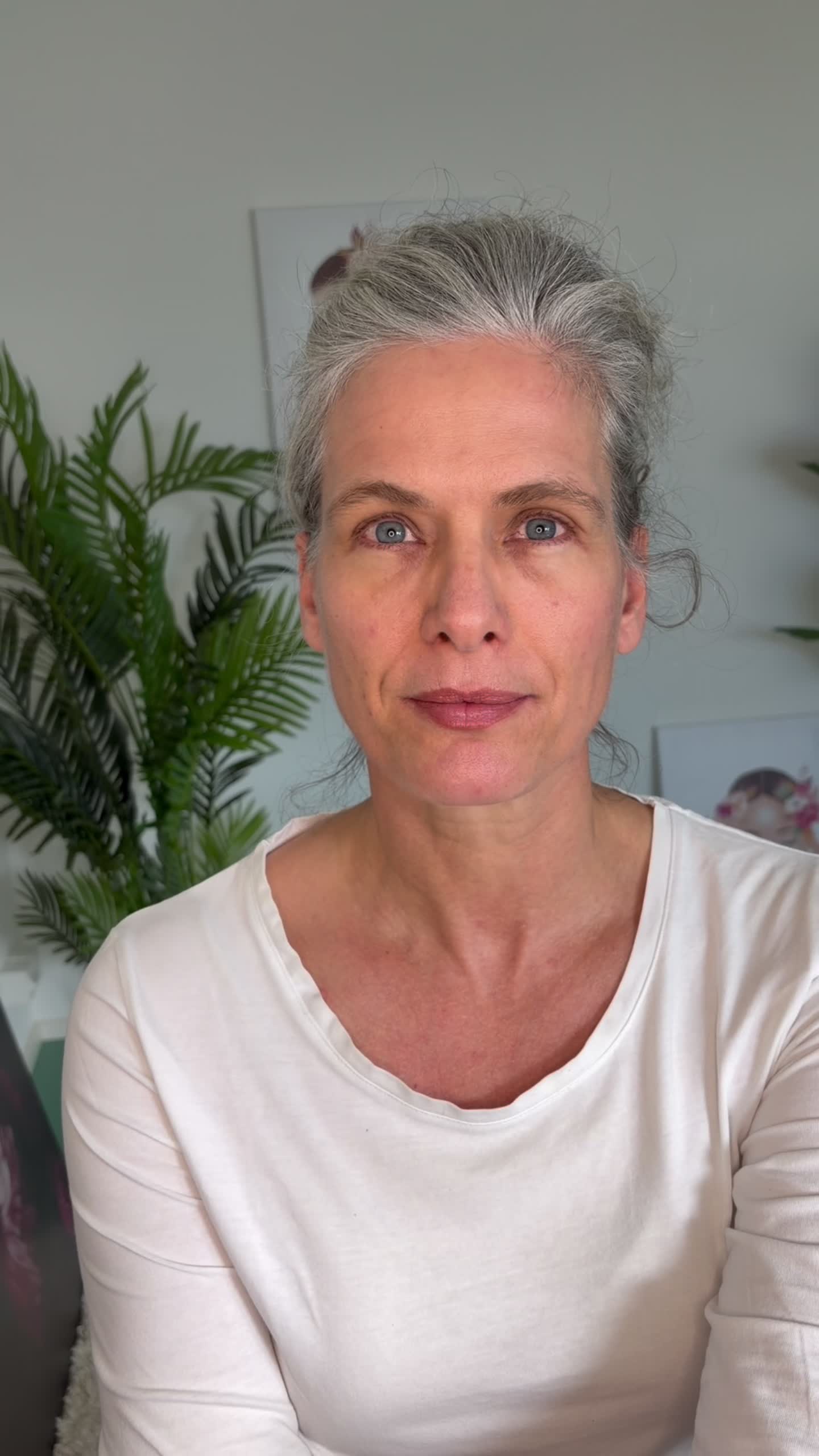 @ninaschennach_faceyoga