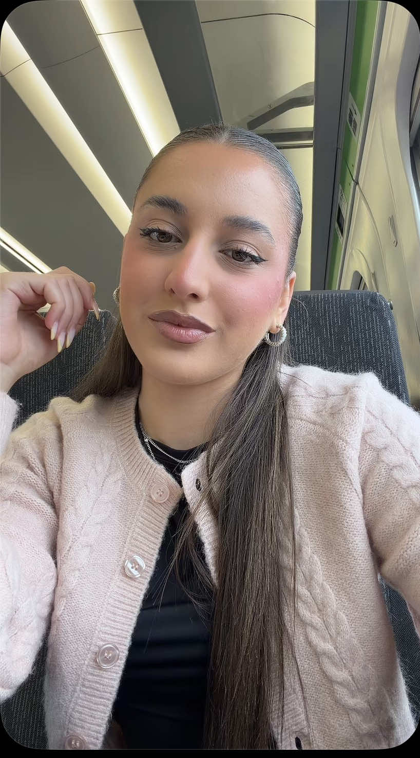 @katesvibesonly