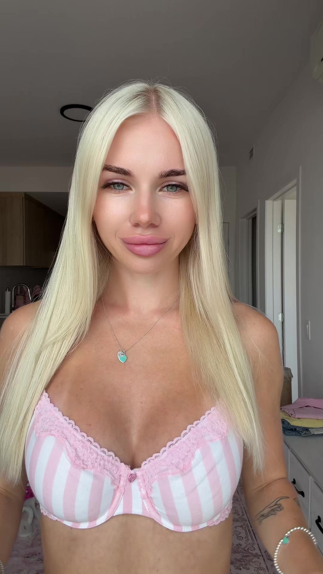 @Slavicblondexoxo