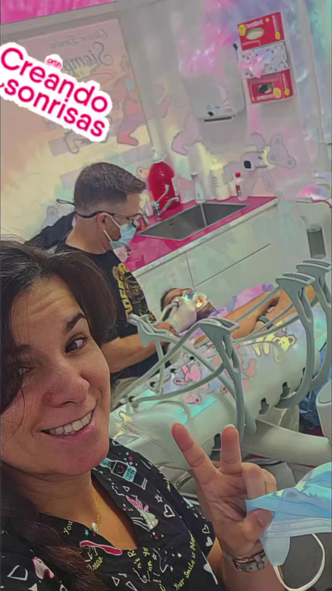 @Siempre Sonr&iacute;e Cl&iacute;nica Dental