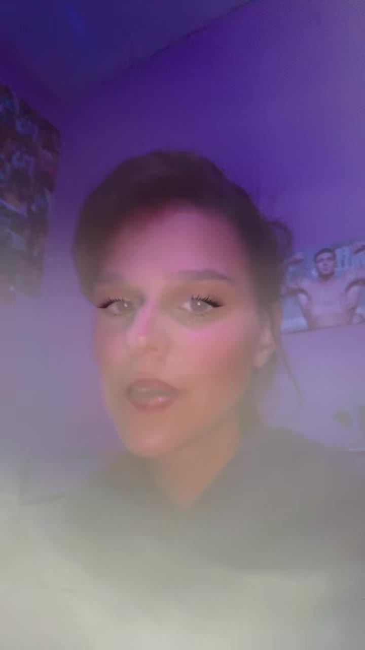 @Millie 💜💙🤍