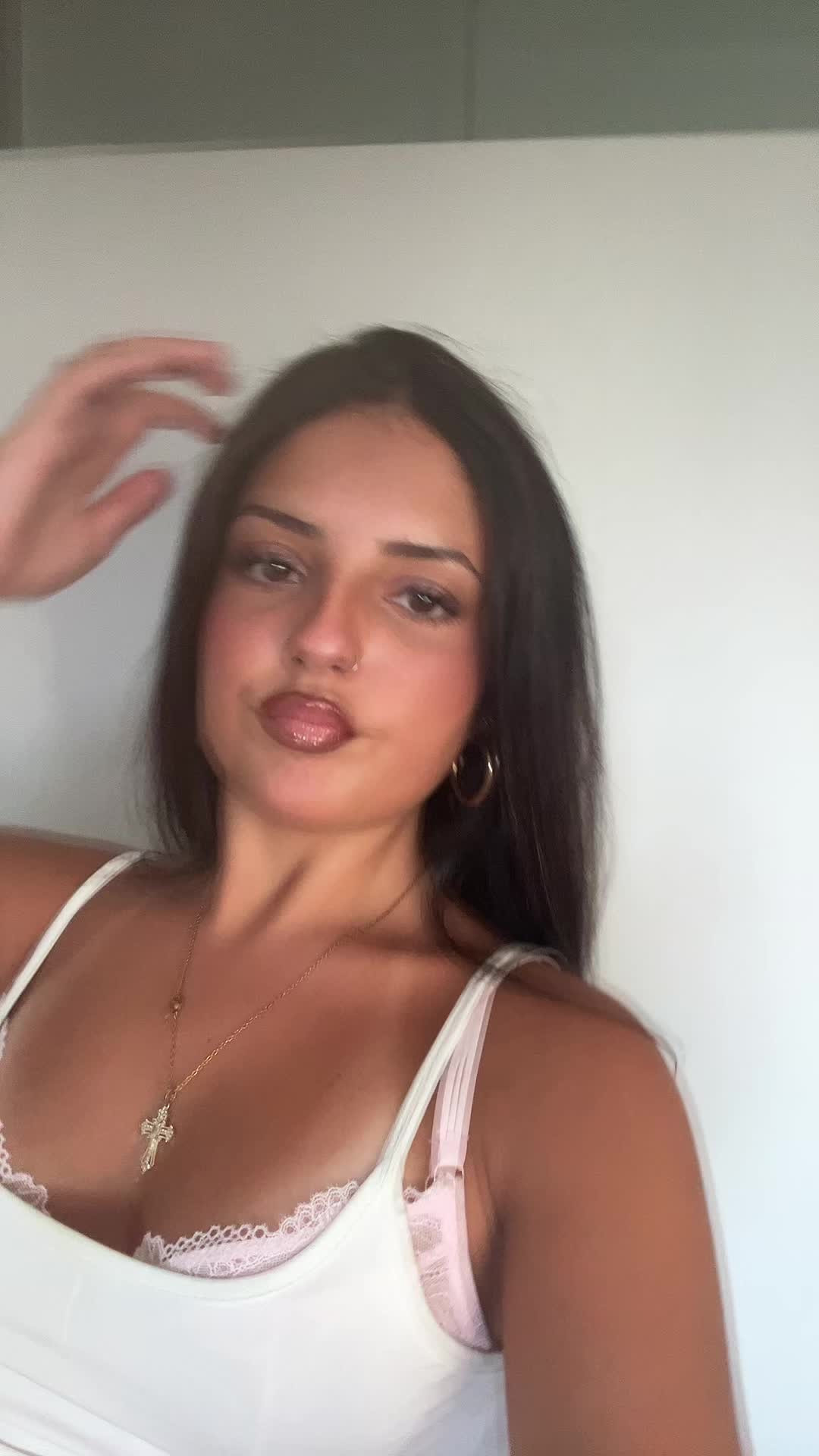 @aariiperezz__