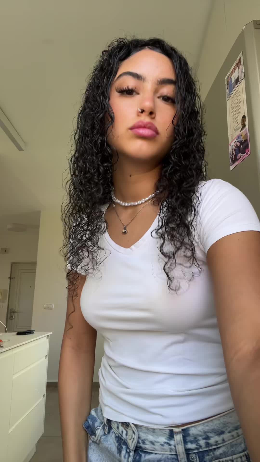 @המלכה הדס