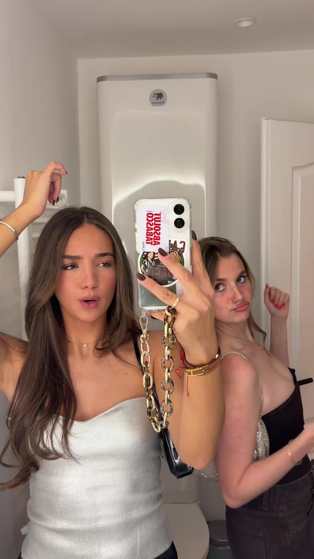 @Ana 🦋🪬