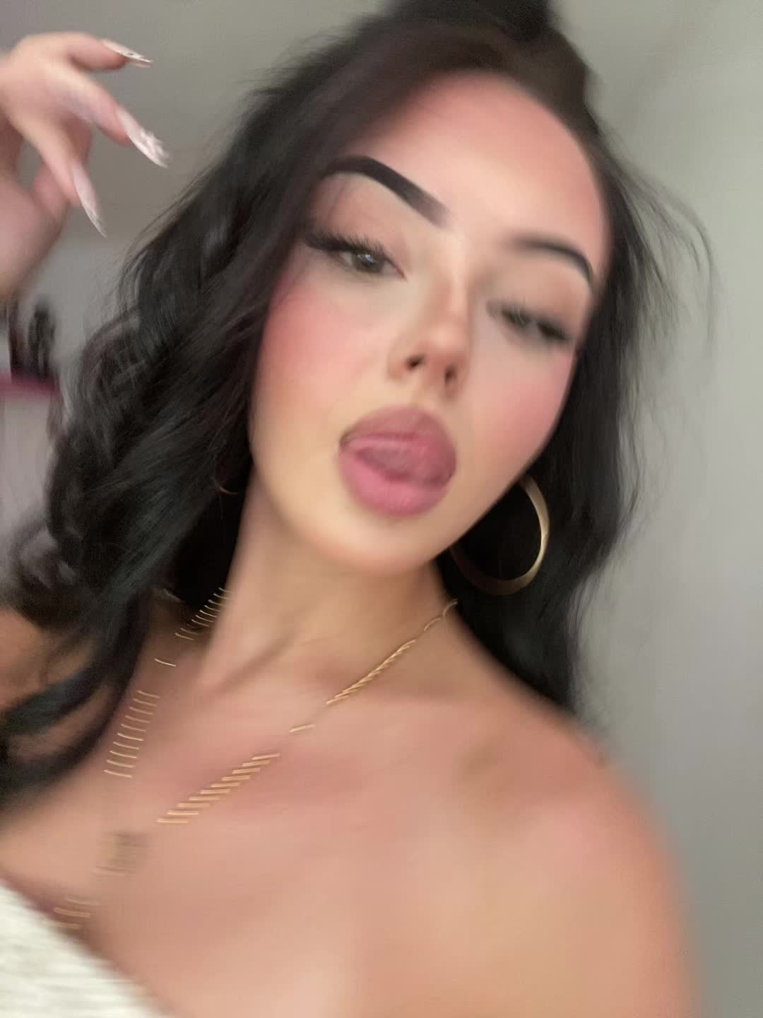 @💋
