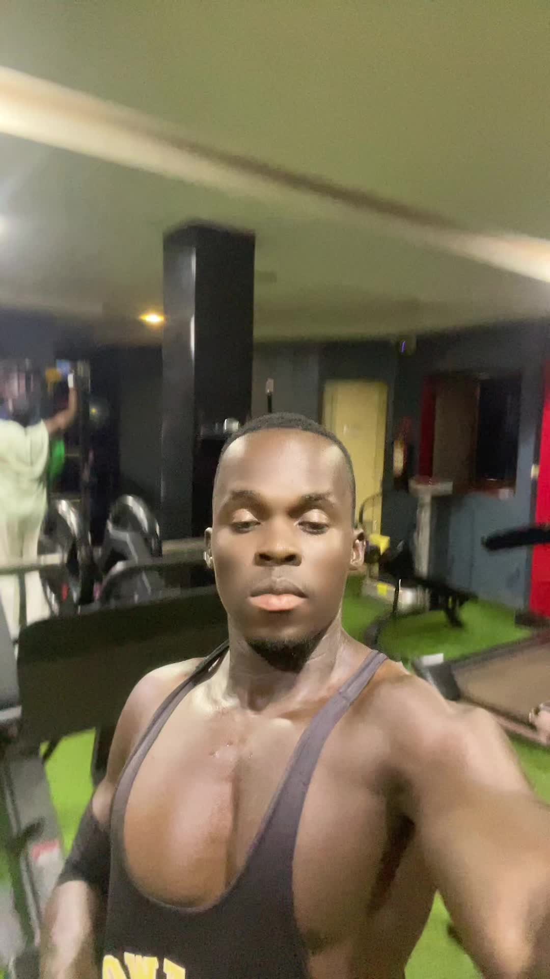 @GÉNÉRAL LÉGUÉ