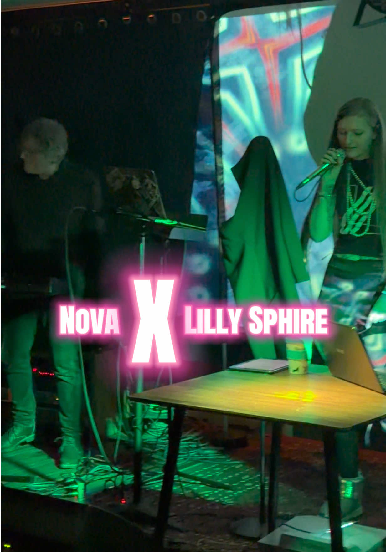 @lillysphire