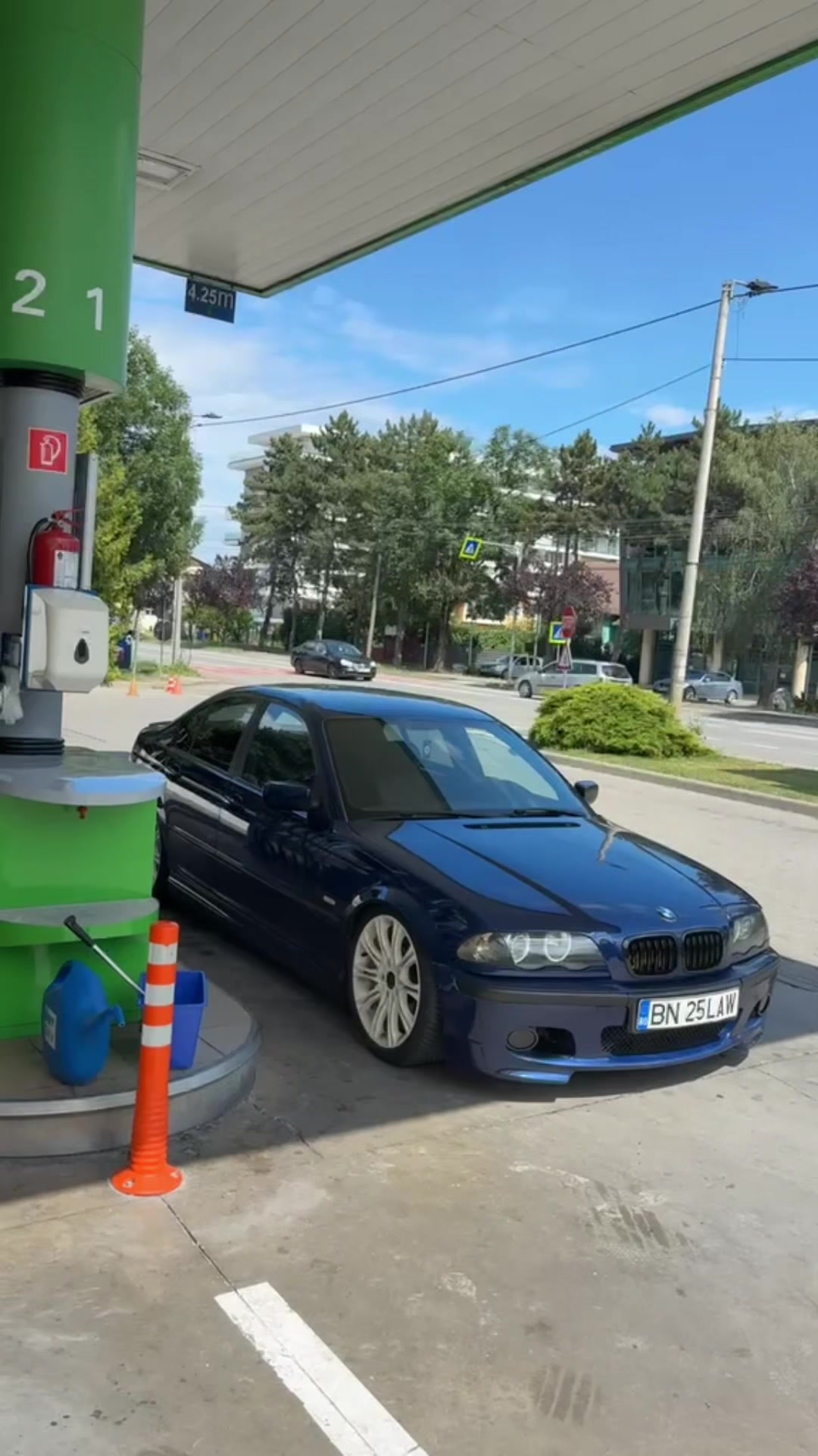 @Lușca Laurențiu