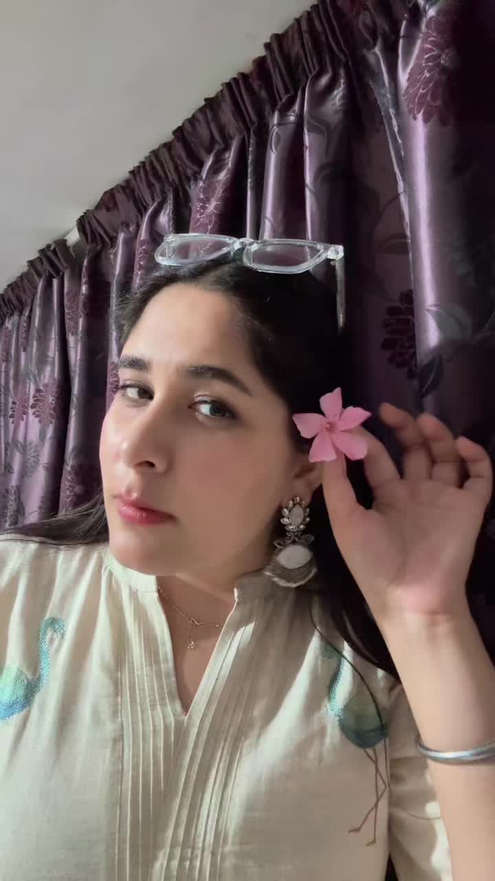 @DASHMEET KAUR 🩷