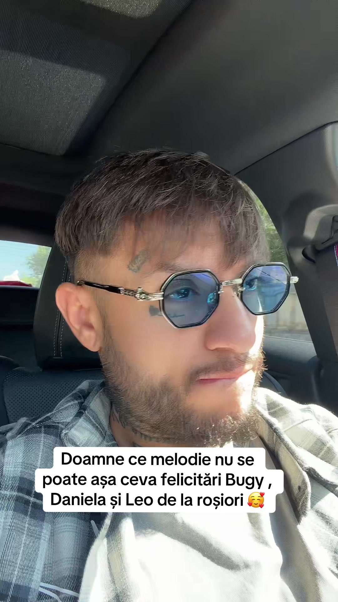 @Nikolas Constantin