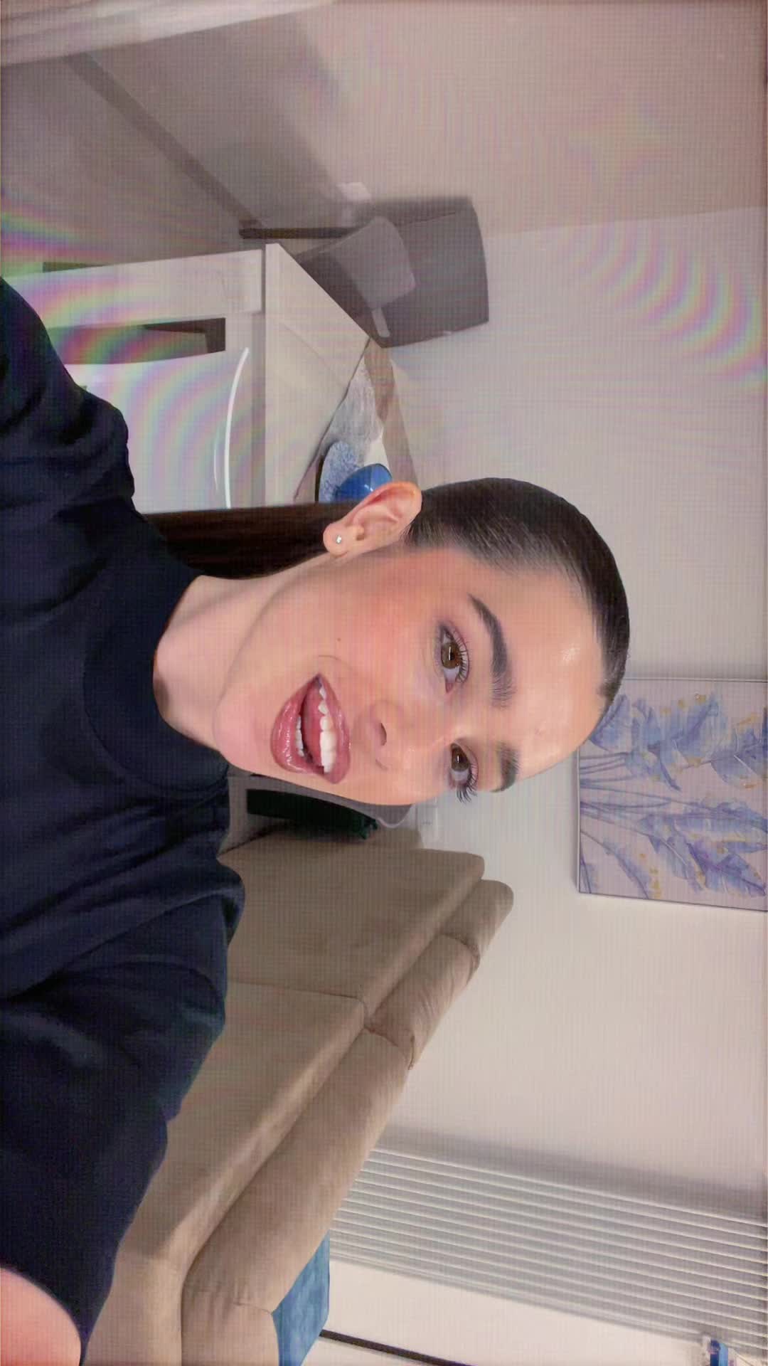 @moriviola