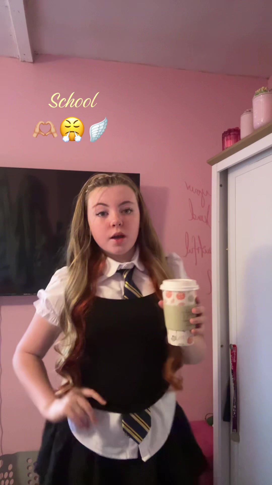 @𝑬𝒔𝒎𝒆✨🪽