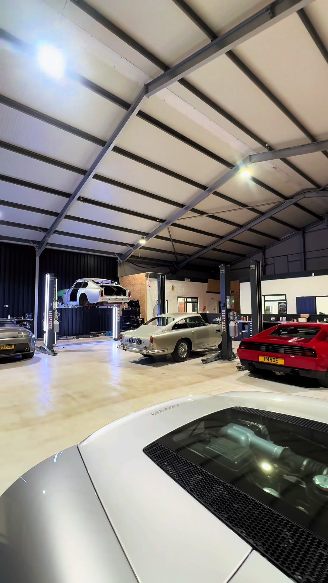 @jaylewiscars