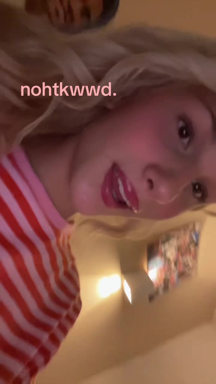 @Josi🌙