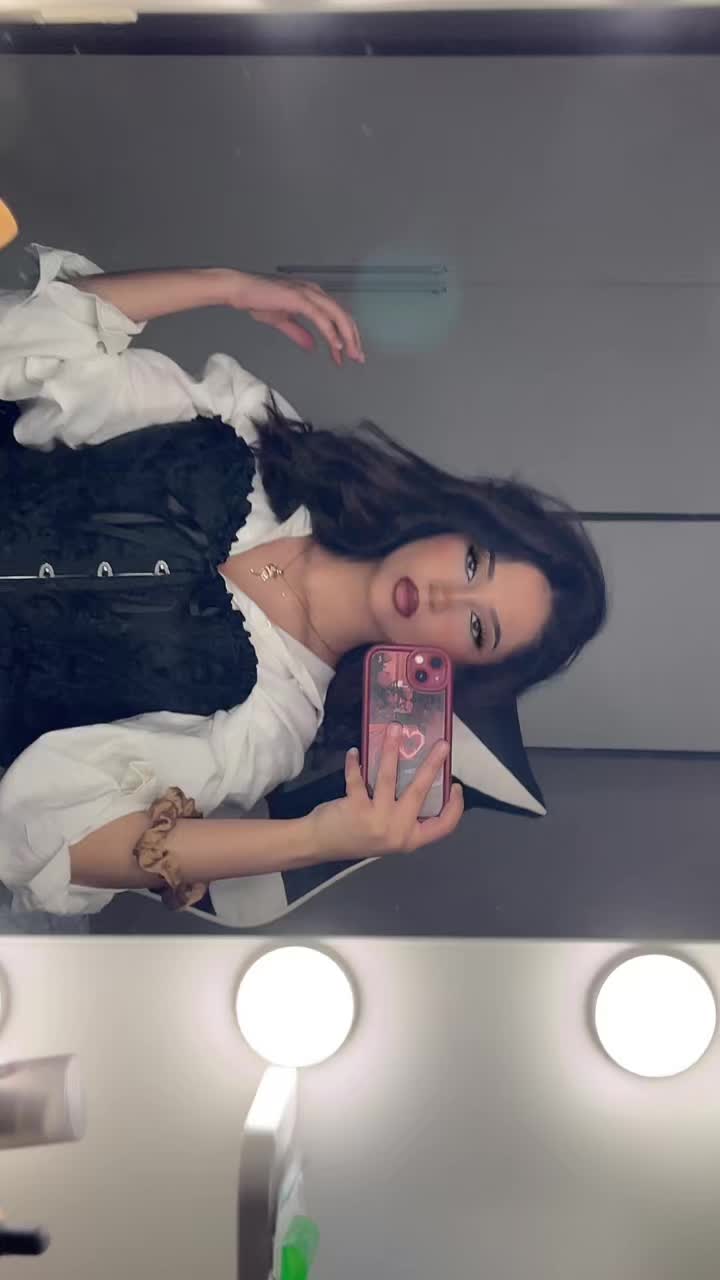 @Simona Pollakova